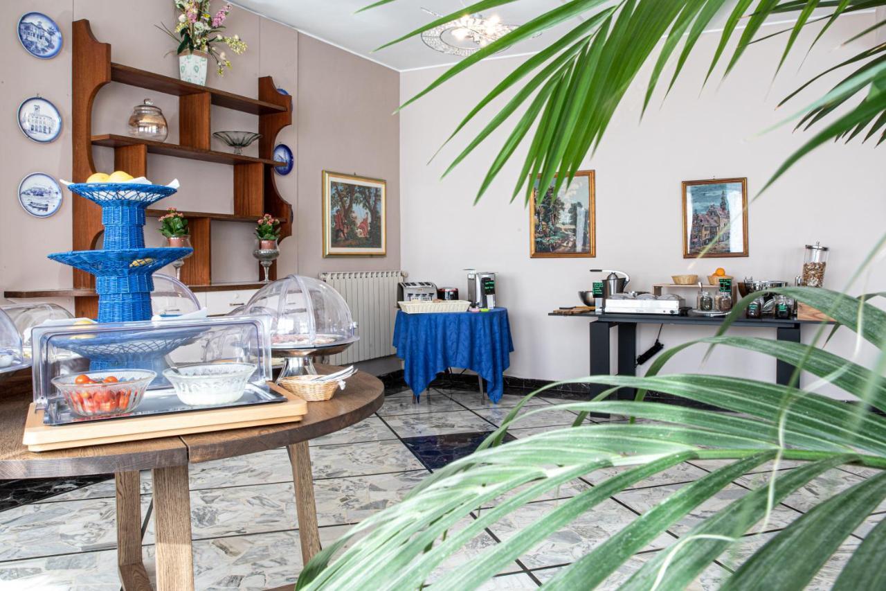 Ariston Hotel