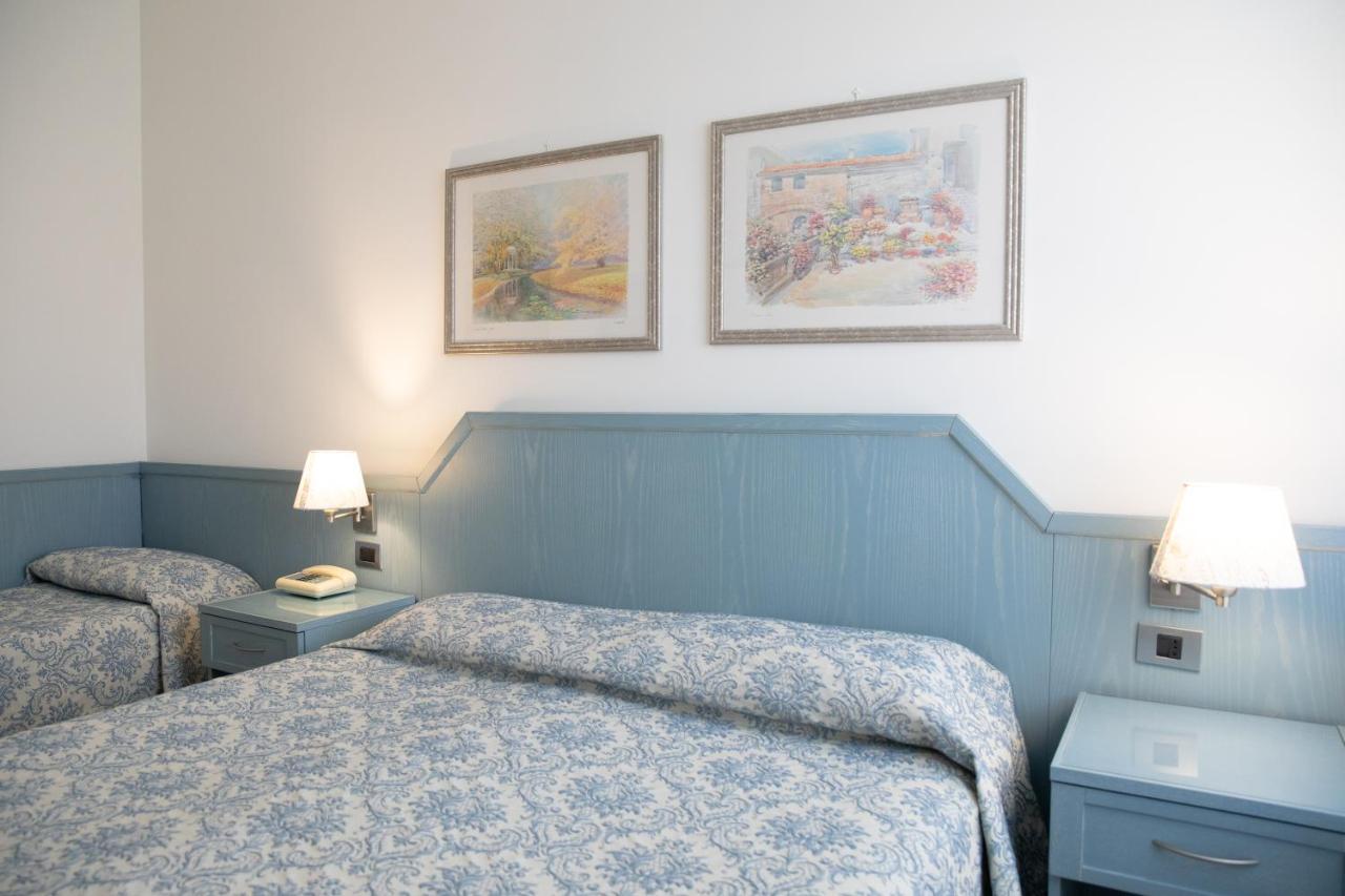 Hotel Ariston 3*
